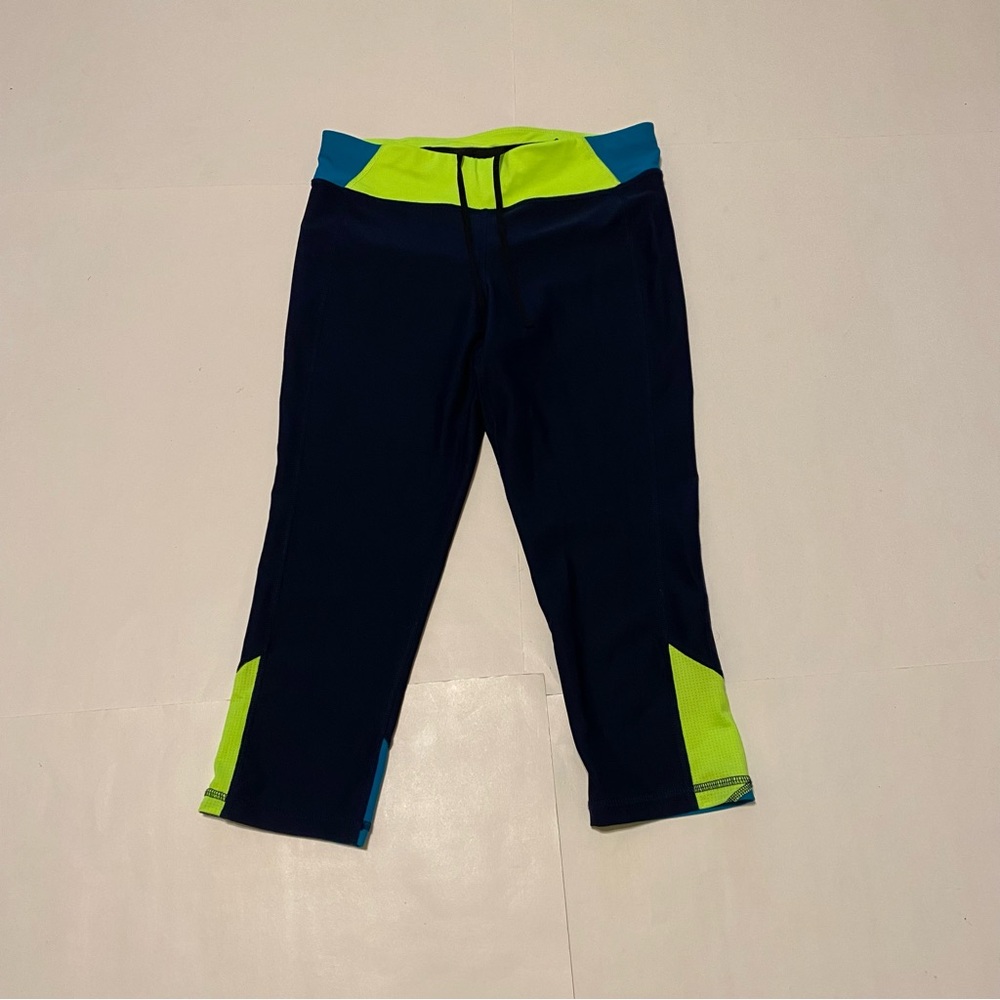 ❤️Xersion athletic capris size small